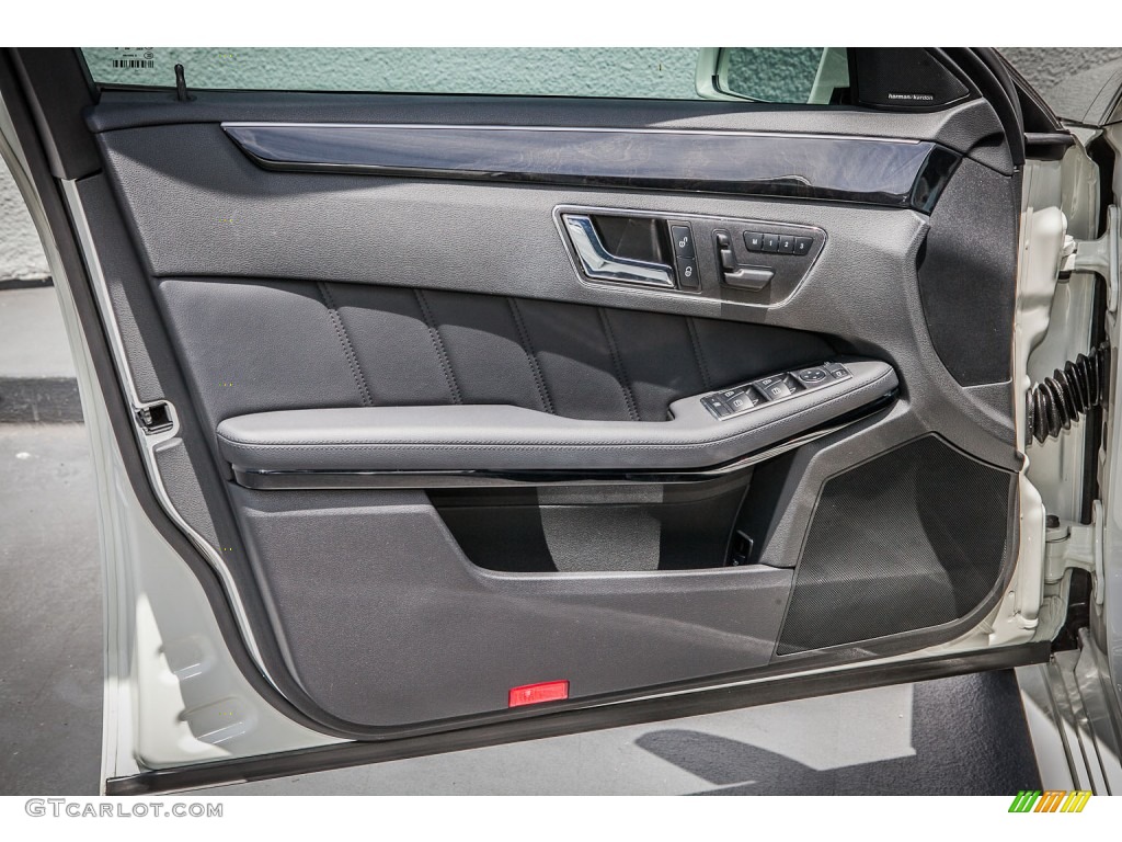2011 Mercedes-Benz E 350 Sedan Black Door Panel Photo #81164511