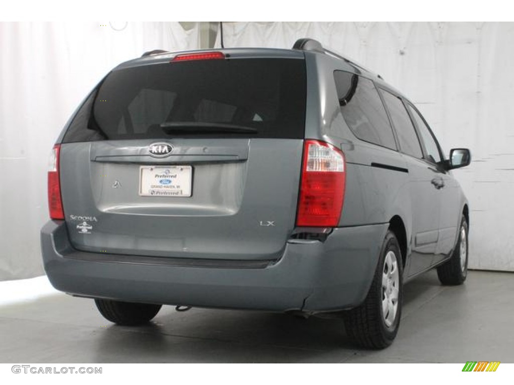 2009 Sedona LX - Olive Gray / Gray photo #7