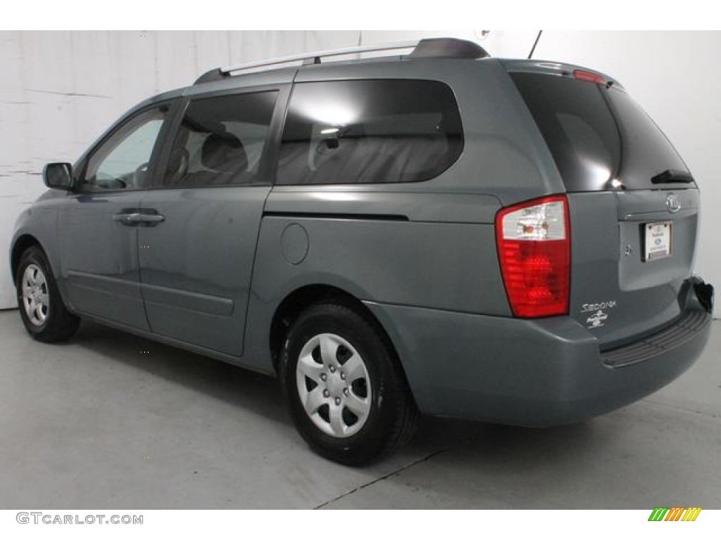 2009 Sedona LX - Olive Gray / Gray photo #10