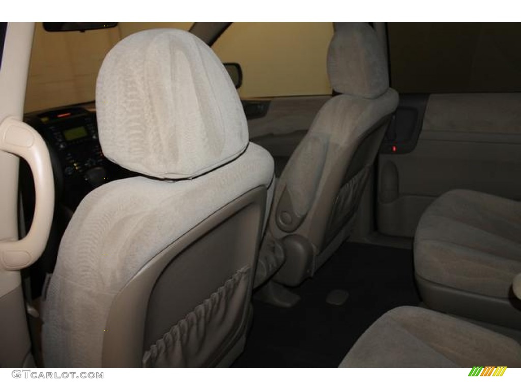 2009 Sedona LX - Olive Gray / Gray photo #23