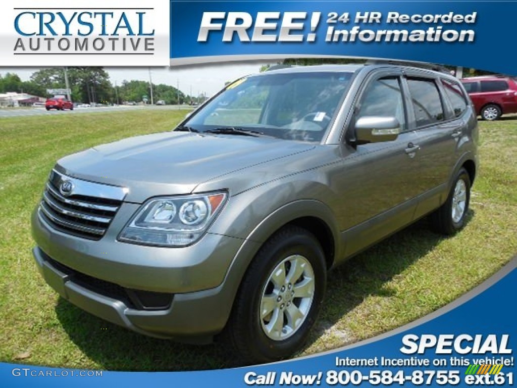 2009 Borrego LX V6 - Titanium Silver / Gray photo #1