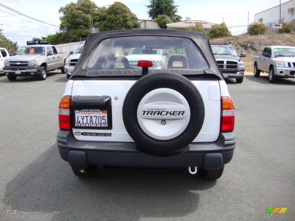 2002 Tracker Convertible - White / Medium Gray photo #6