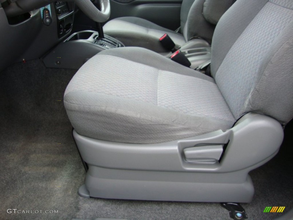 2002 Chevrolet Tracker Convertible Front Seat Photos