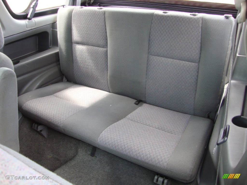2002 Chevrolet Tracker Convertible Rear Seat Photos