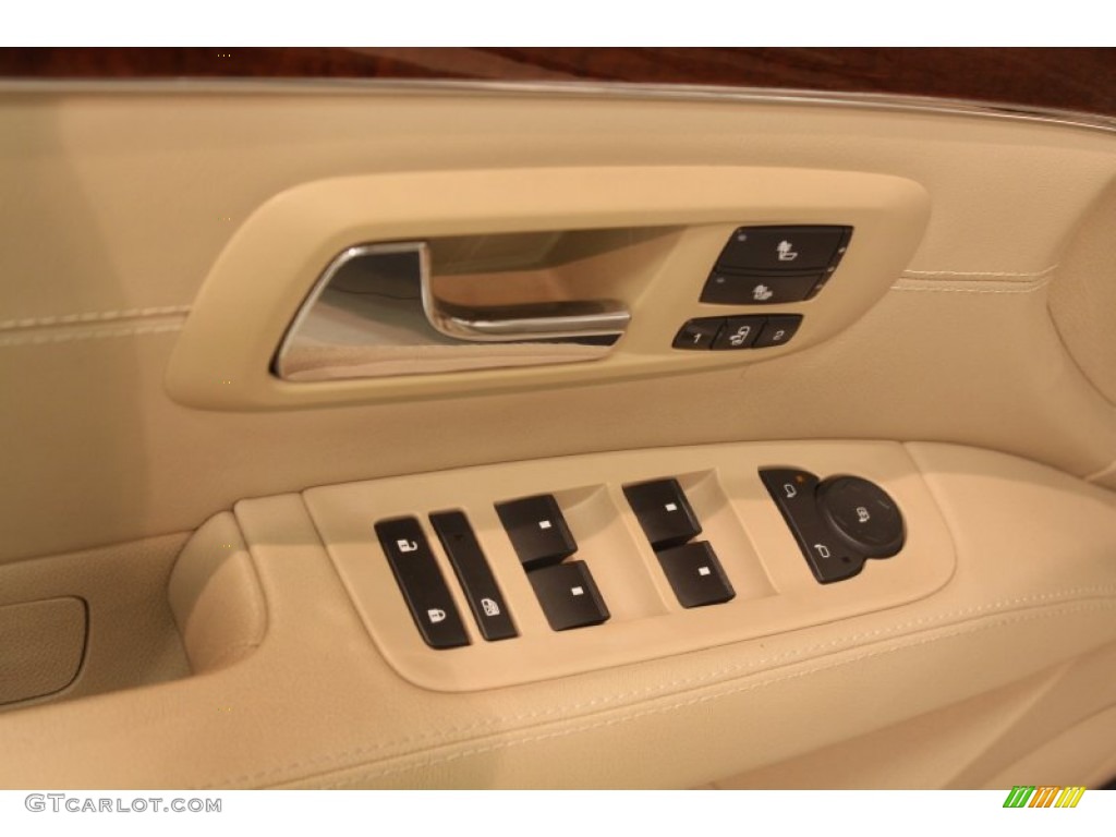 2007 Cadillac SRX V8 Controls Photos