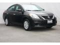 Super Black - Versa 1.6 S Sedan Photo No. 1