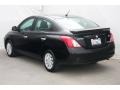 Super Black - Versa 1.6 S Sedan Photo No. 2