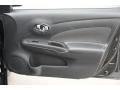 Super Black - Versa 1.6 S Sedan Photo No. 27