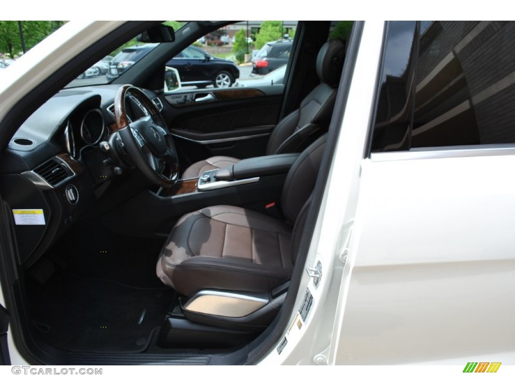 2013 GL 550 4Matic - Arctic White / Black/Tobacco Brown photo #2