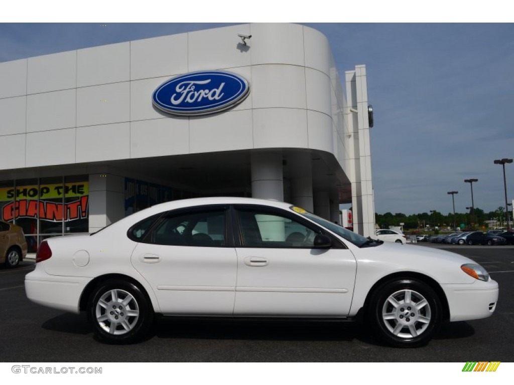 Vibrant White 2006 Ford Taurus SE Exterior Photo #81169500