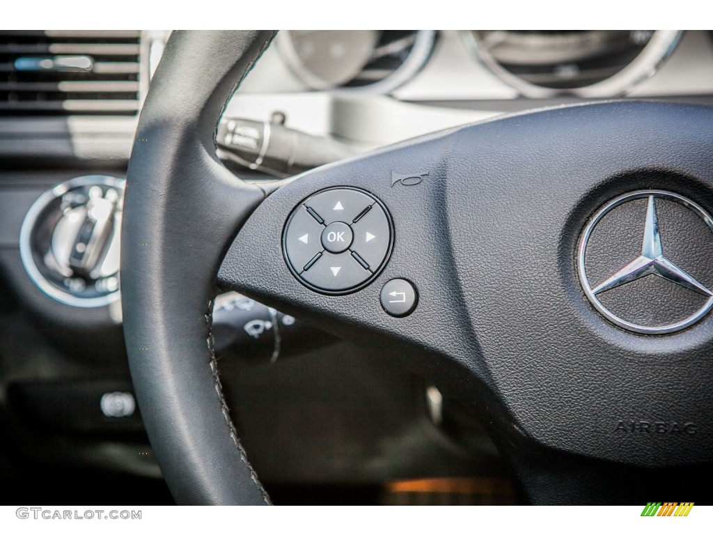 2010 Mercedes-Benz C 300 Sport Controls Photos