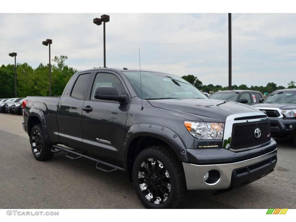2013 Tundra Double Cab 4x4 - Magnetic Gray Metallic / Graphite photo #3