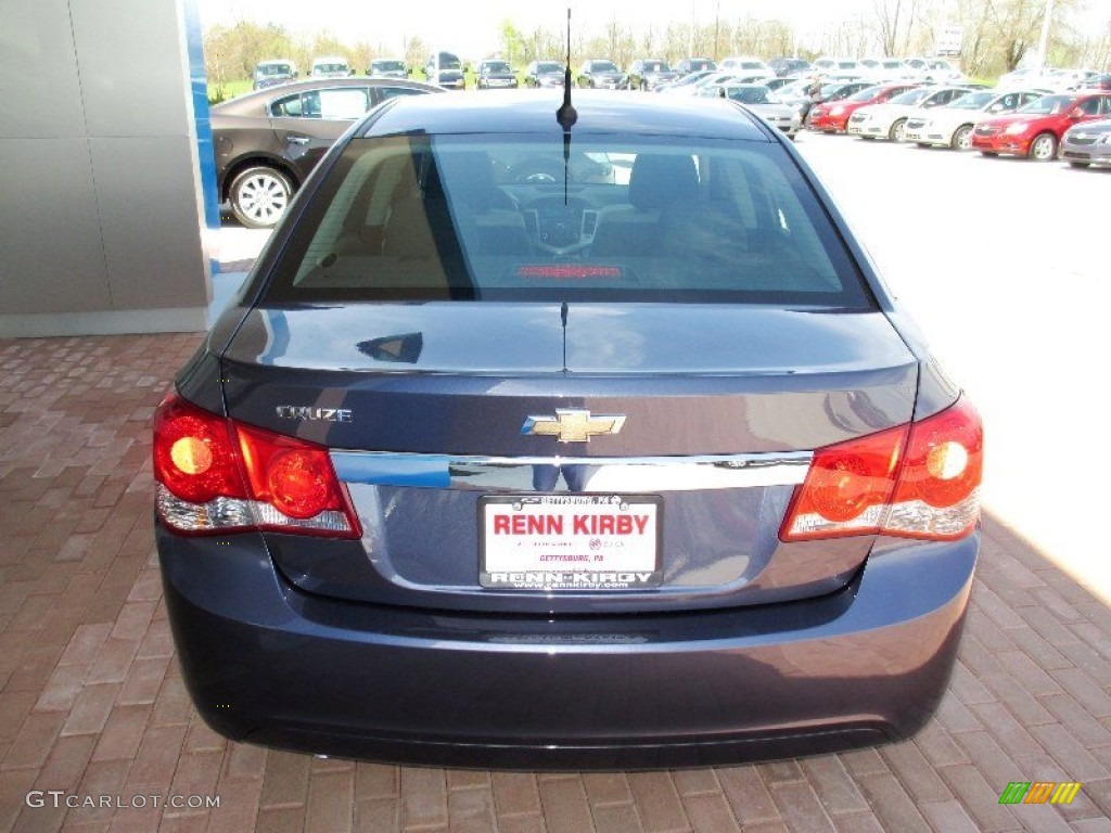 2013 Cruze LS - Atlantis Blue Metallic / Jet Black/Medium Titanium photo #14