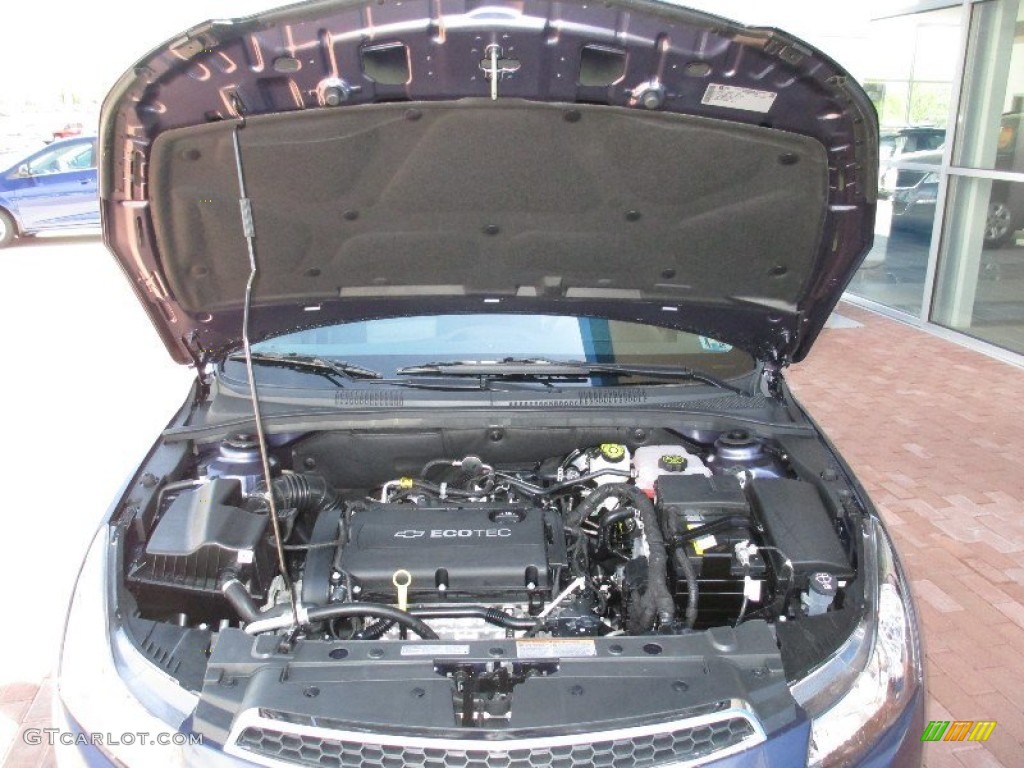 2013 Cruze LS - Atlantis Blue Metallic / Jet Black/Medium Titanium photo #16