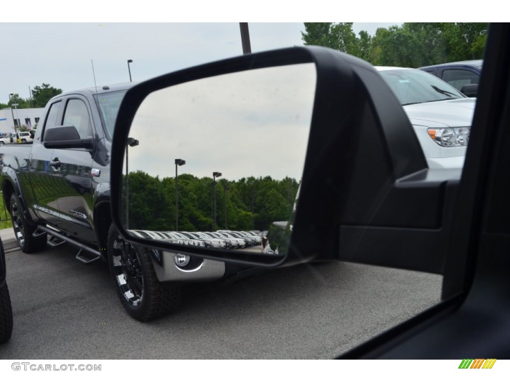 2013 Tundra Double Cab 4x4 - Magnetic Gray Metallic / Graphite photo #23