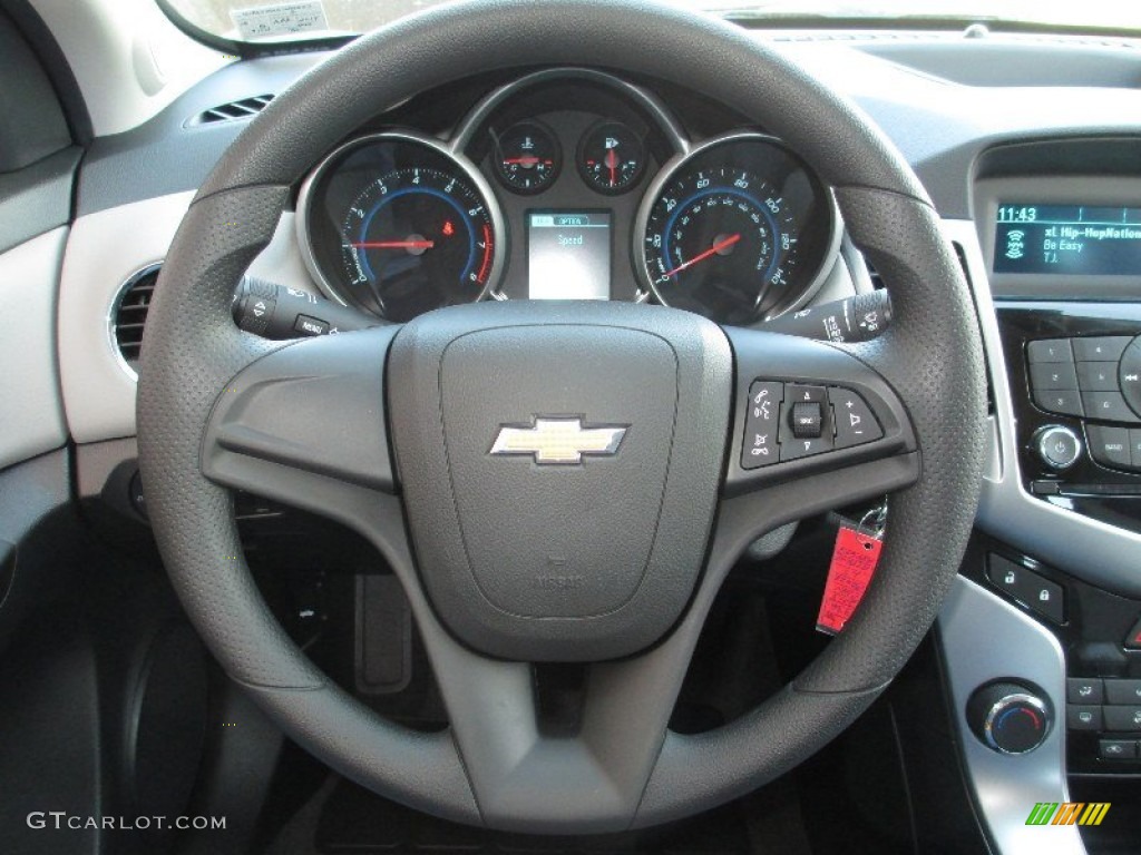 2013 Cruze LS - Atlantis Blue Metallic / Jet Black/Medium Titanium photo #22