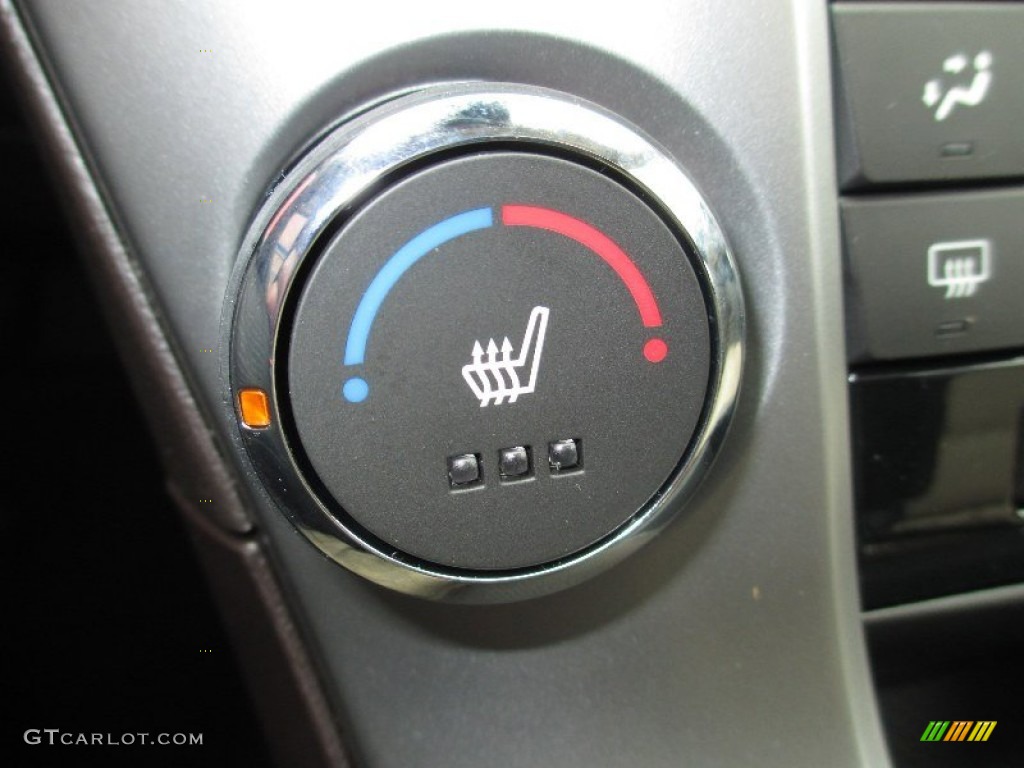 2013 Chevrolet Cruze LT Controls Photo #81170205