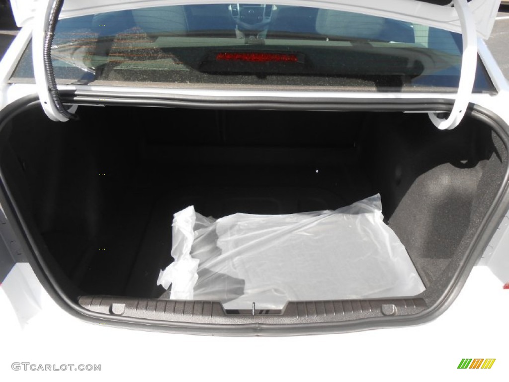 2013 Cruze LS - Summit White / Jet Black/Medium Titanium photo #9