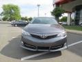 2013 Magnetic Gray Metallic Toyota Camry SE  photo #2