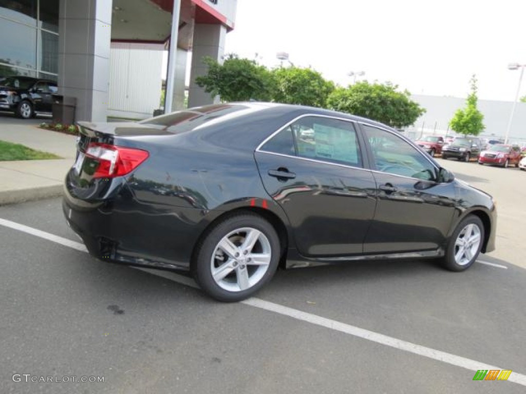 2013 Camry SE - Cosmic Gray Metallic / Black photo #17