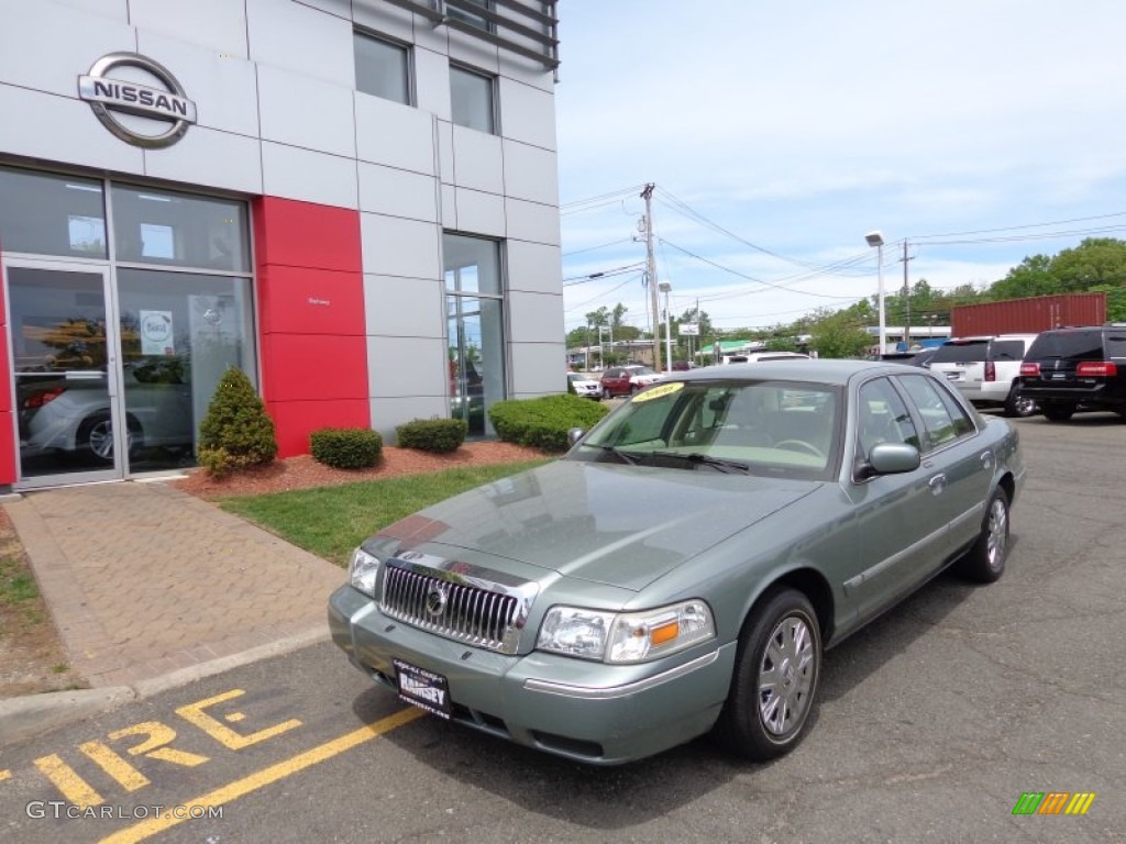 2006 Grand Marquis GS - Light Tundra Metallic / Light Camel photo #1