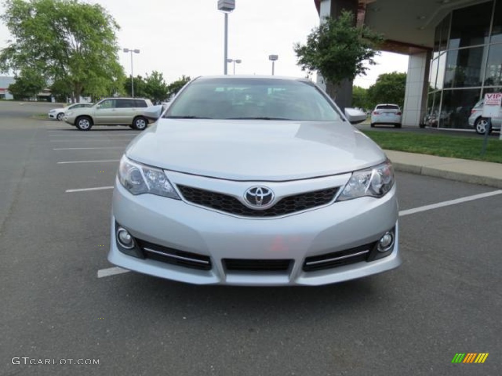 2013 Camry SE - Classic Silver Metallic / Black/Ash photo #2