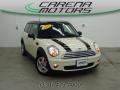 Pepper White - Cooper Clubman Photo No. 1