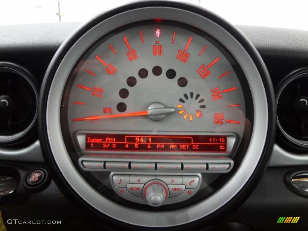 2010 Mini Cooper Clubman Gauges Photo #81174271