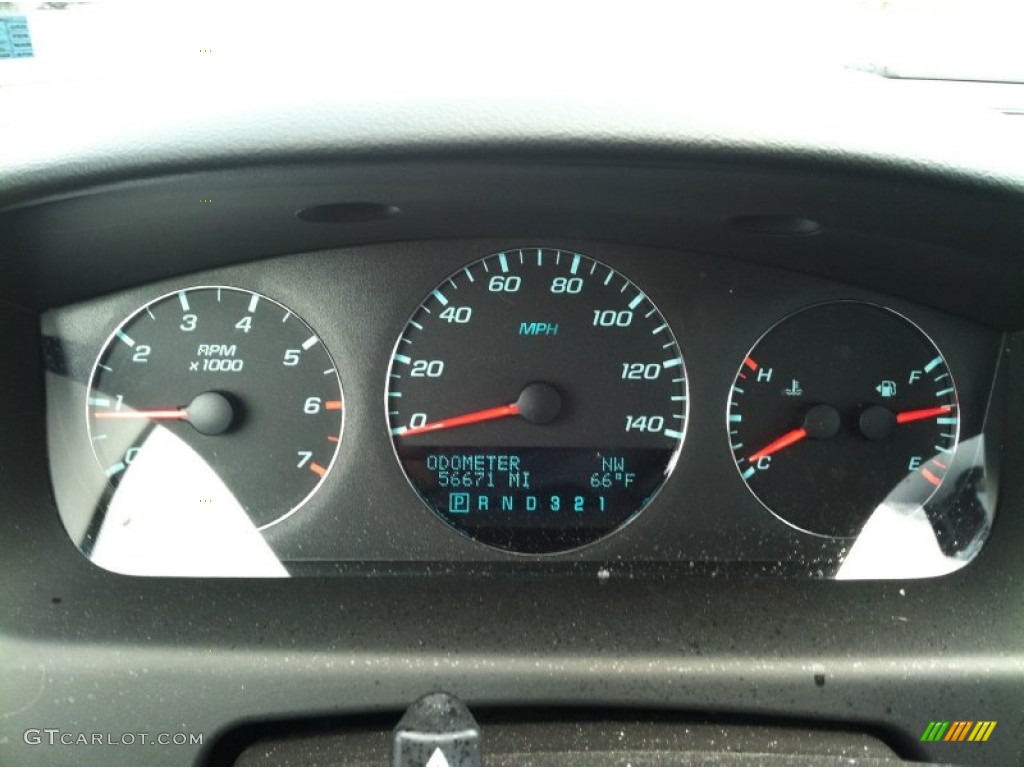 2009 Chevrolet Impala LTZ Gauges Photos