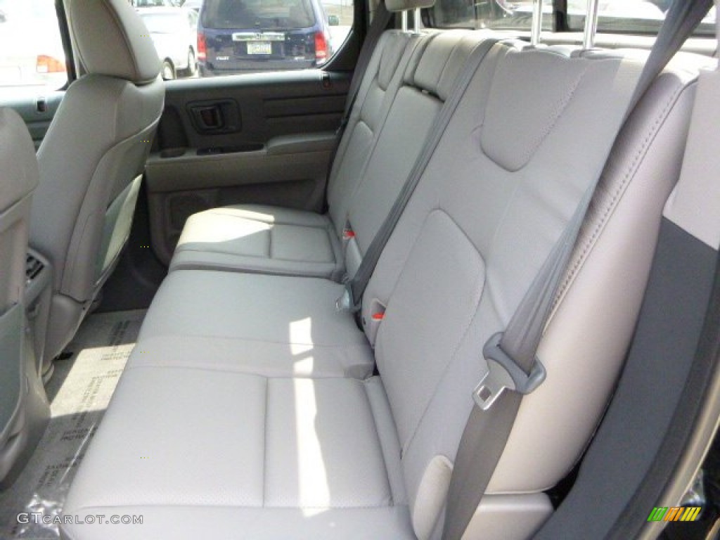2013 Honda Ridgeline RTL Rear Seat Photo #81177429