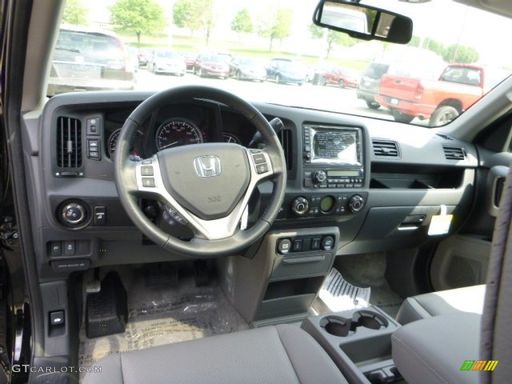 2013 Honda Ridgeline RTL Dashboard Photos