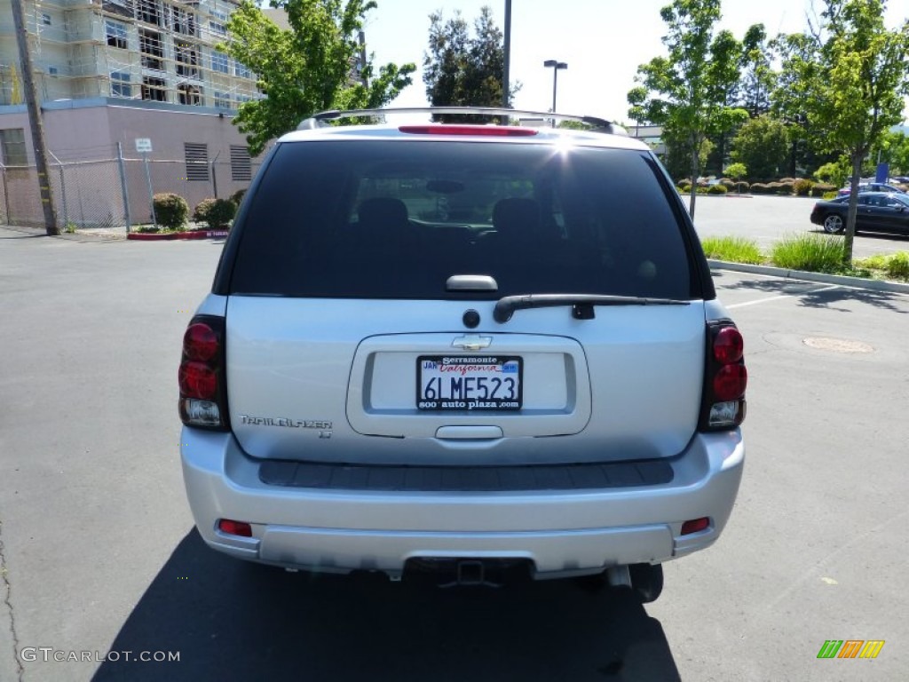 2009 TrailBlazer LT - Silver Ice Metallic / Gray photo #5