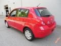 Red Alert - Versa 1.8 S Hatchback Photo No. 3
