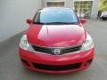 Red Alert - Versa 1.8 S Hatchback Photo No. 7