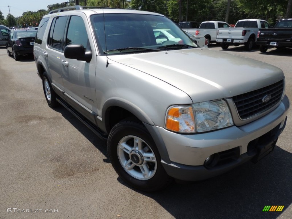 Silver Birch Metallic Ford Explorer