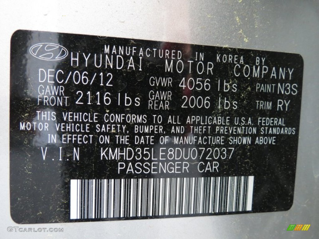 2013 Elantra GT - Silver / Black photo #6