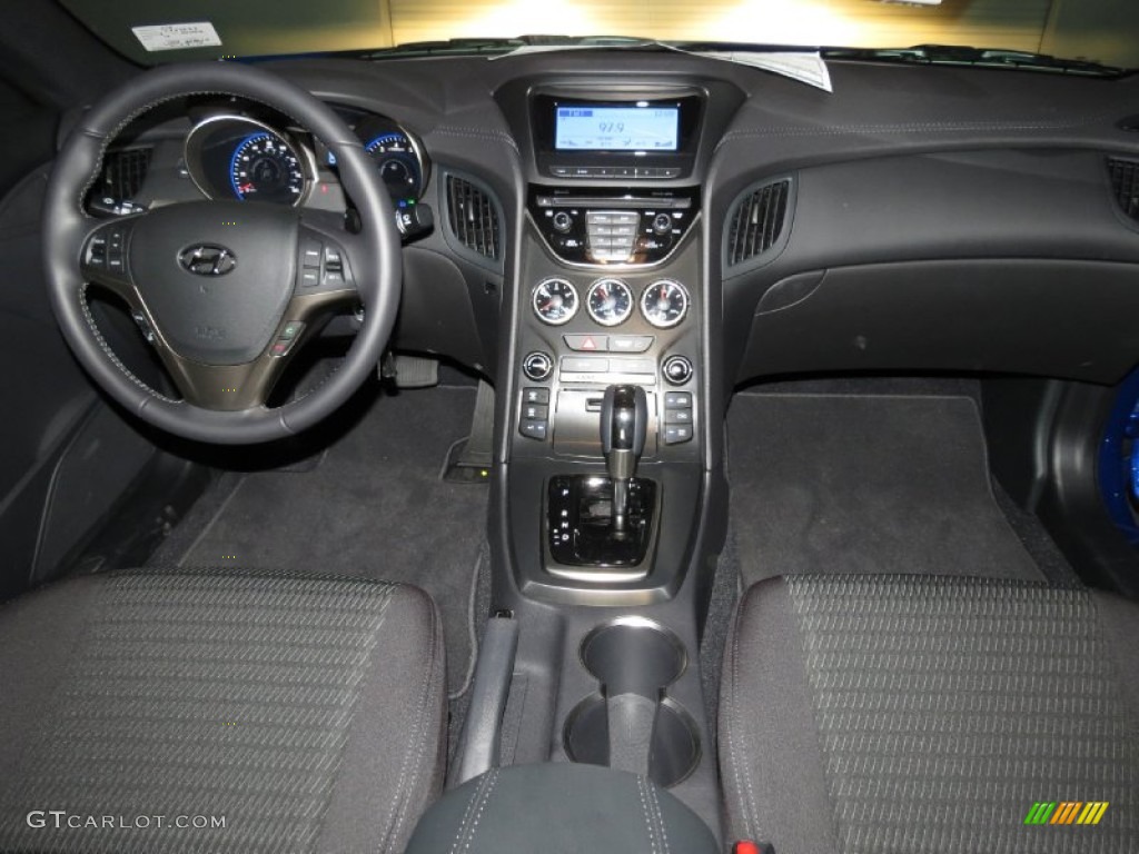 2013 Hyundai Genesis Coupe 2.0T Black Cloth Dashboard Photo #81181047