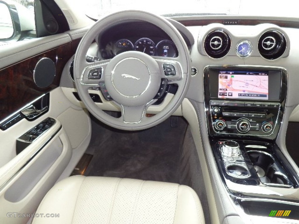 2012 Jaguar XJ XJ Dashboard Photos