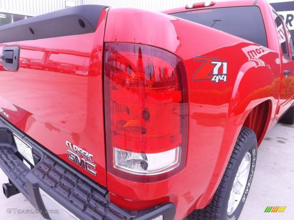 2013 Sierra 1500 SLE Crew Cab 4x4 - Fire Red / Ebony photo #15