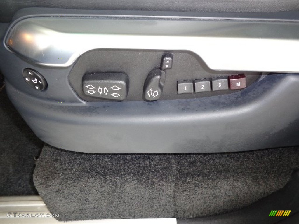 2011 Land Rover Range Rover Supercharged Controls Photo #81186855