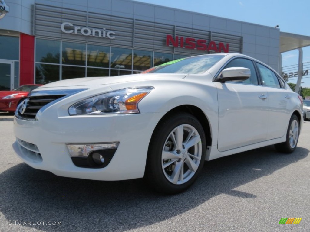 Pearl White Nissan Altima