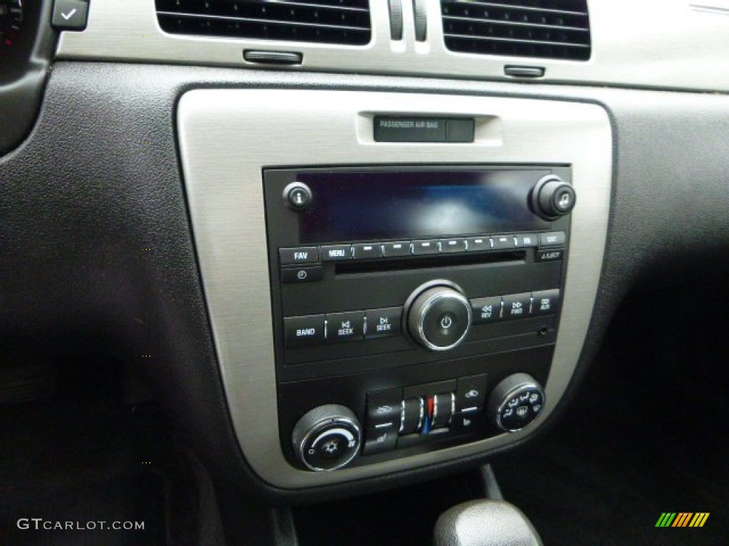 2008 Chevrolet Impala LT Controls Photo #81188540