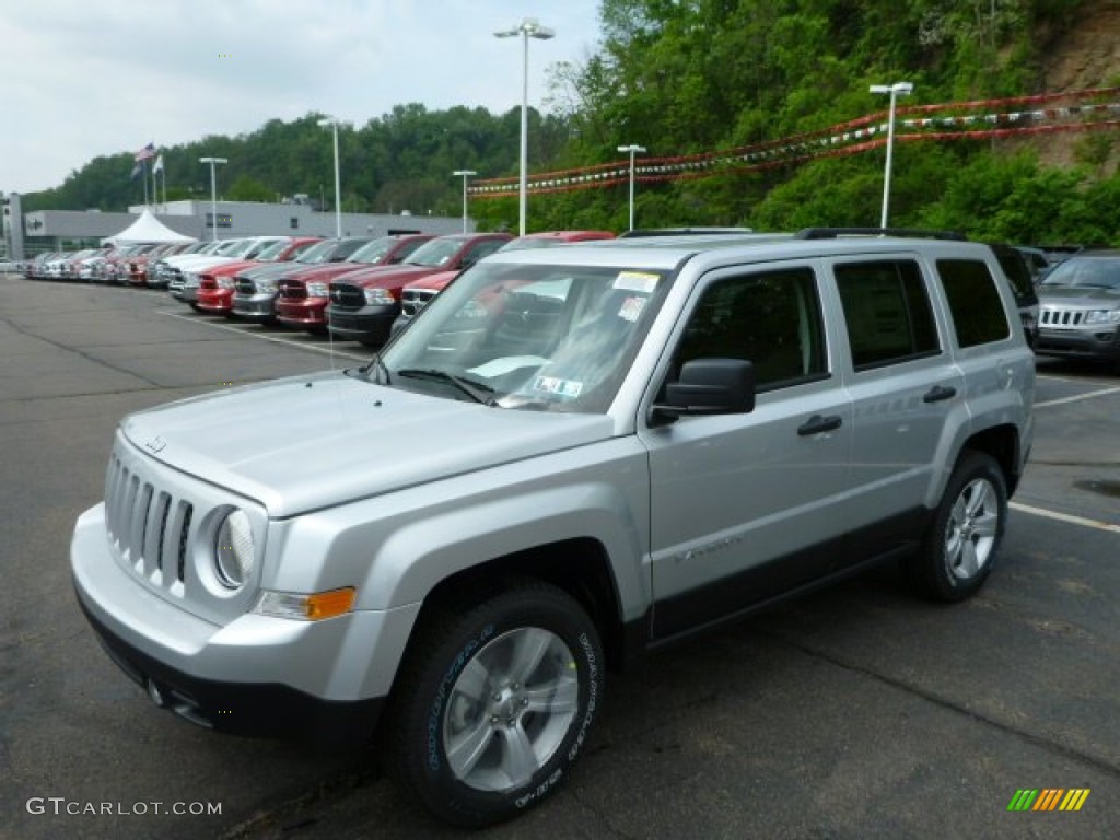 Bright Silver Metallic Jeep Patriot