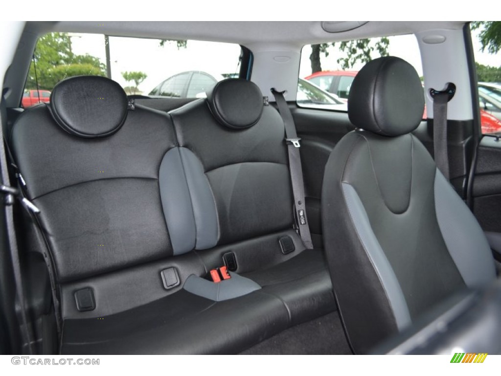 Black/Grey Interior 2009 Mini Cooper Hardtop Photo #81195627