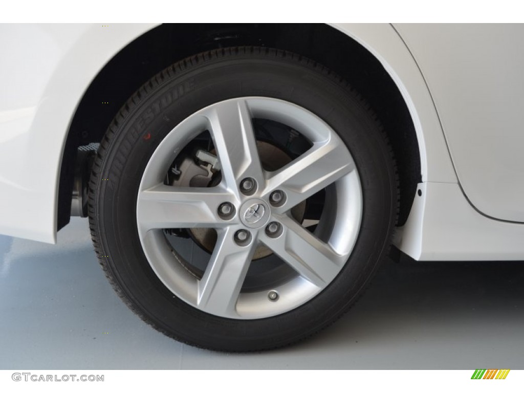 2013 Camry SE - Super White / Black photo #9