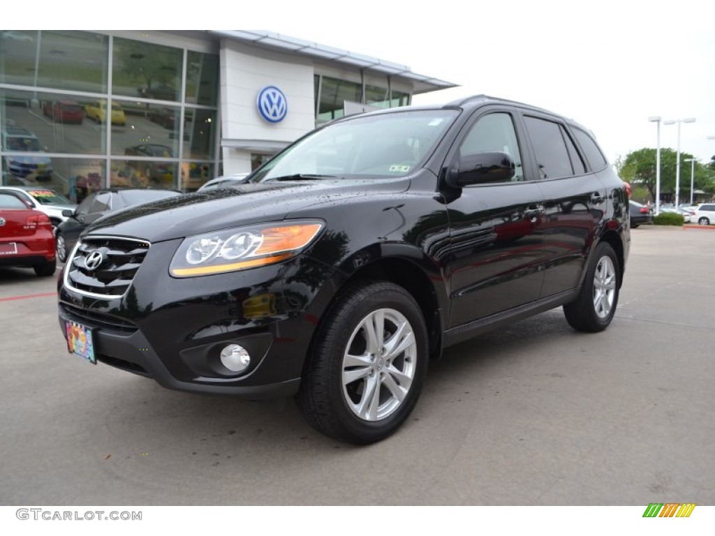 Phantom Black Metallic Hyundai Santa Fe