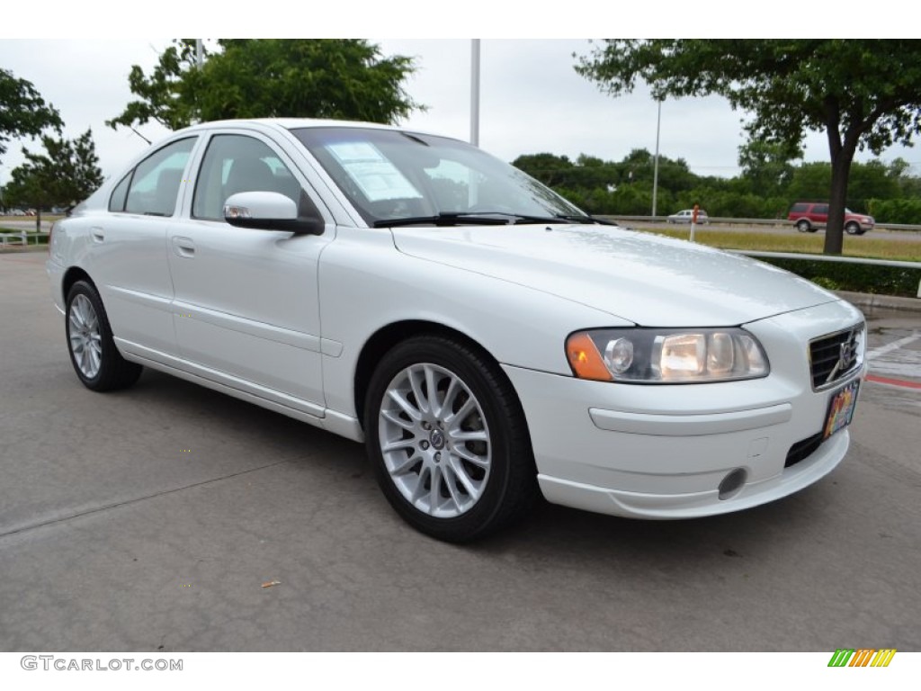 Ice White 2007 Volvo S60 2.5T Exterior Photo #81198705