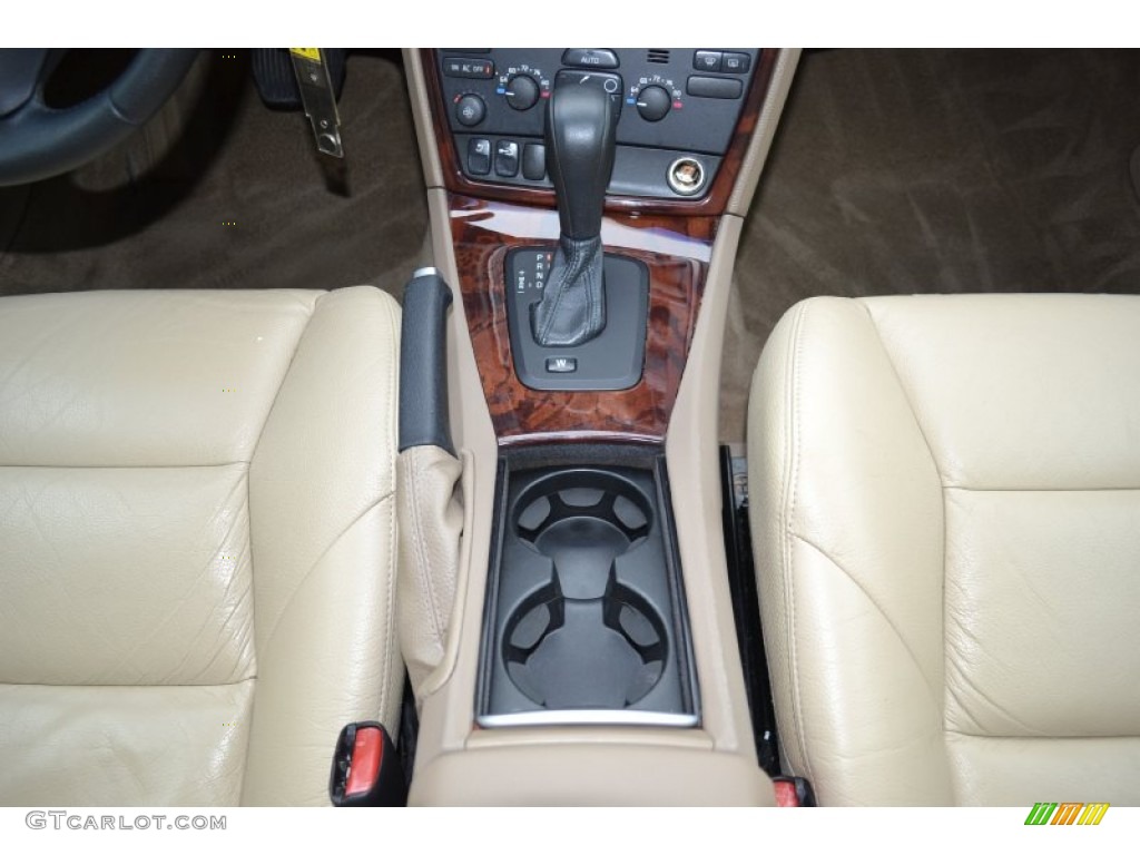 2007 Volvo S60 2.5T 5 Speed Automatic Transmission Photo #81198932
