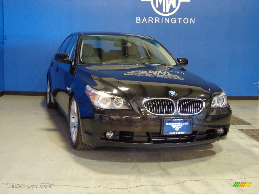 Black Sapphire Metallic BMW 5 Series