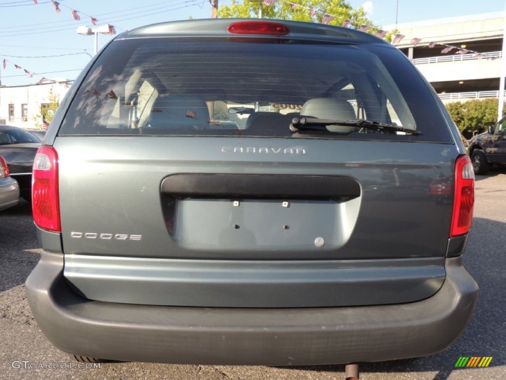 2005 Caravan SE - Magnesium Green Pearl / Medium Slate Gray photo #8